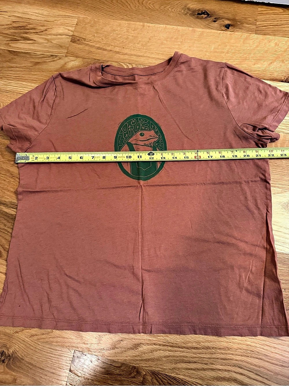 a new Day Short Sleeve custom Graphic Tee in Brown